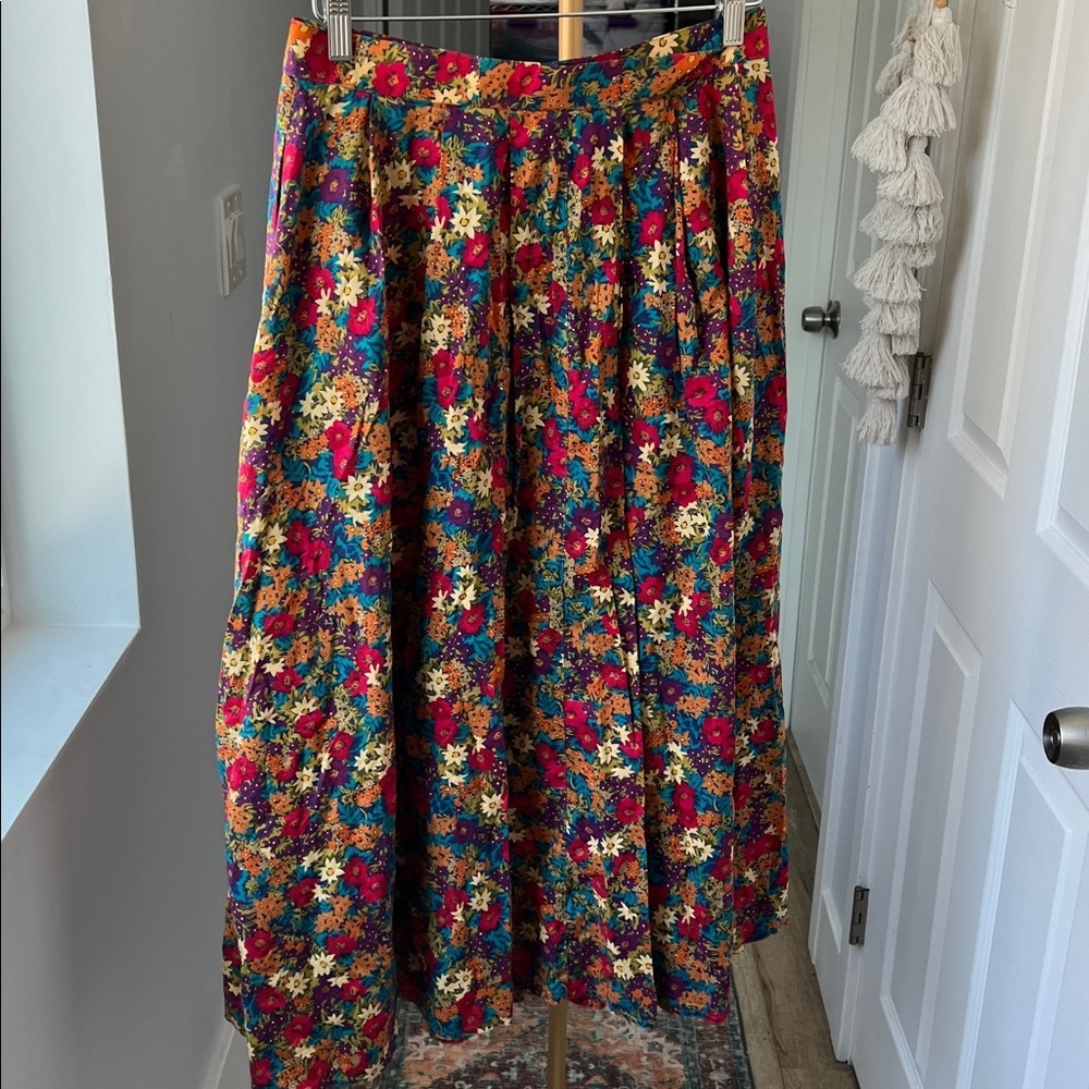 Vintage VTG Floral Print Midi Circle Skirt by Liz Sport Size 12 / XL - Picture 5 of 8